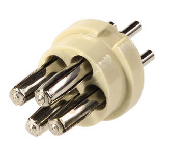 SP-137/42 Plug interior